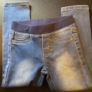 Girls 4T Cat & Jack denim jeans w/elastic waist